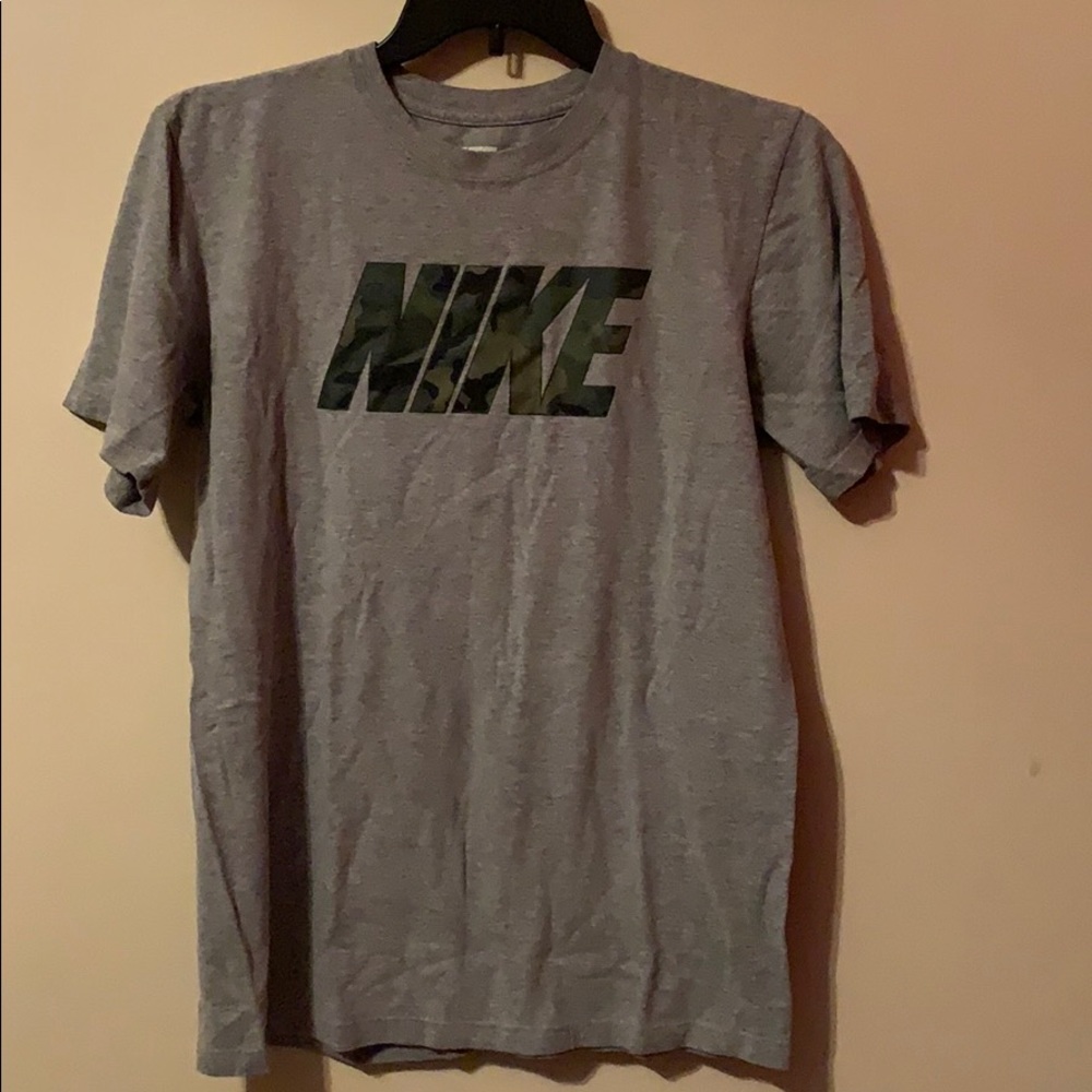 Nike T-Shirt